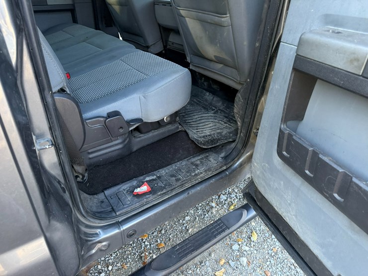 2011-ford-f250-image-34