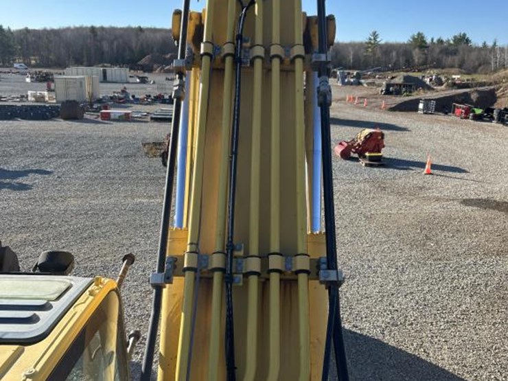 komatsu-pc360-lc-image-28