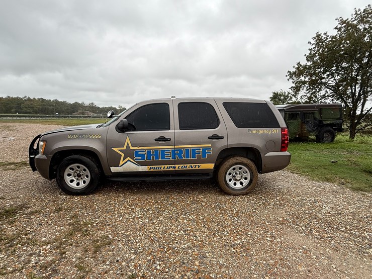 2014-chevrolet-tahoe-image-11