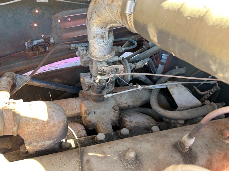 international-700-image-35