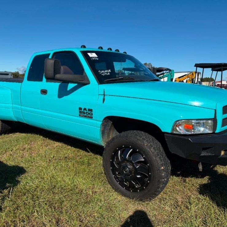 1996 DODGE RAM 3500