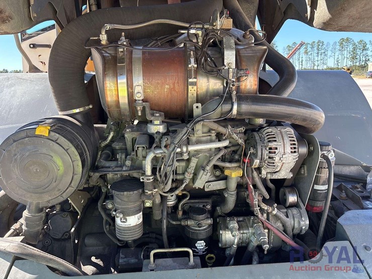 2015-liebherr-l542-image-16