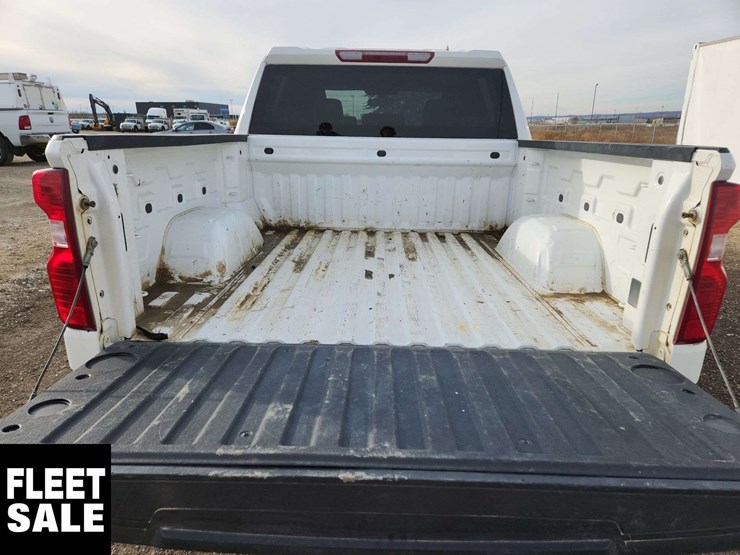 2020-chevrolet-silverado-1500-image-23