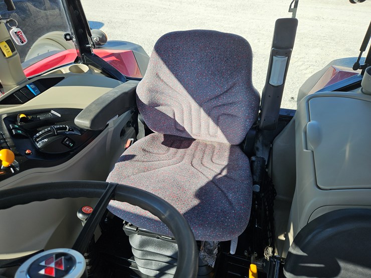 2020-massey-ferguson-6713-image-14