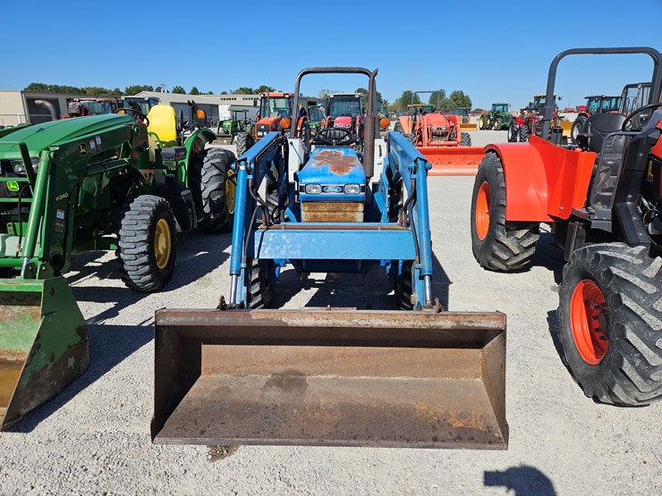 1994-ford-2120-image-2