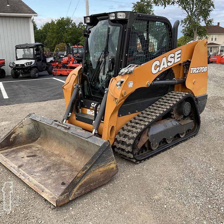2021 CASE TR270B