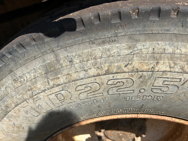 #22532-•-1996-freightliner-t/a-daycab-dump-truck-vin:1fuydzyb8tp876191-image-7