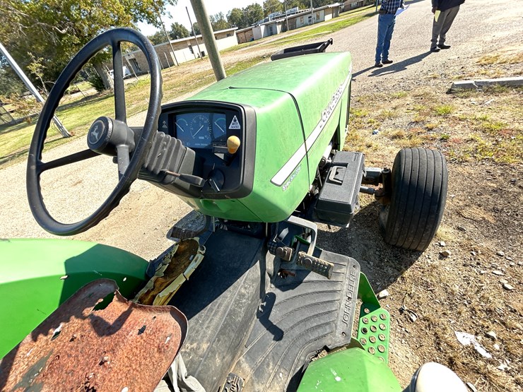 john-deere-5320-image-42