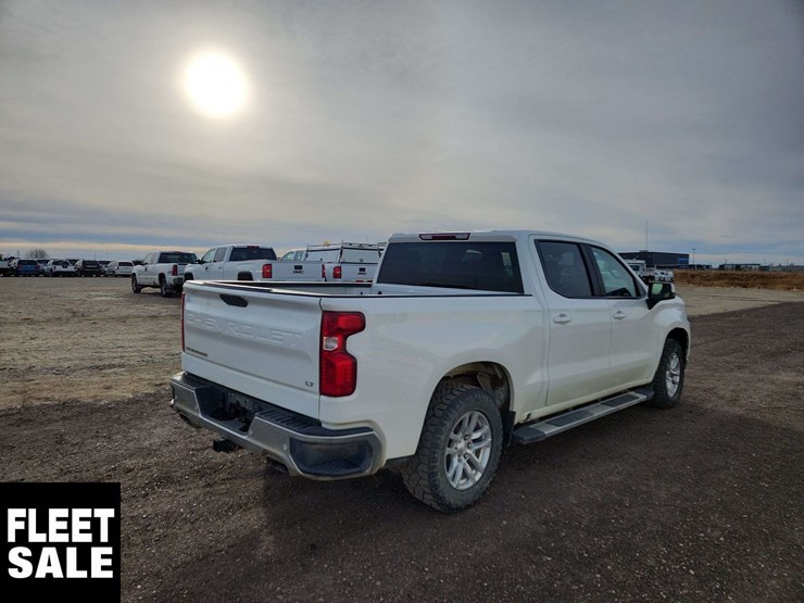2020-chevrolet-silverado-1500-image-3