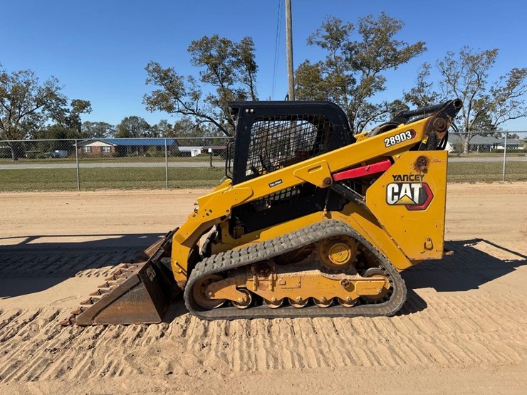 2021-caterpillar-289d3-image-1