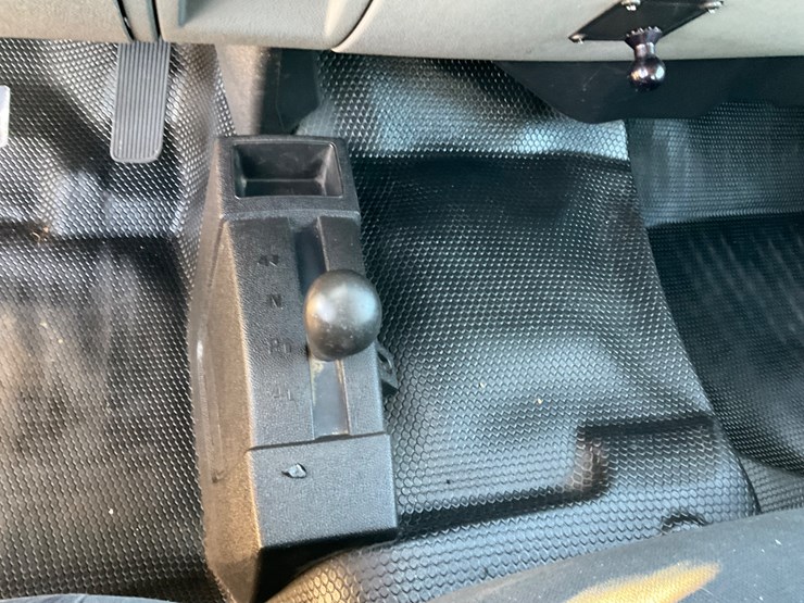 2012-chevrolet-silverado-image-13