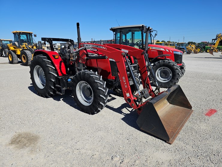 2015-massey-ferguson-4709-image-1