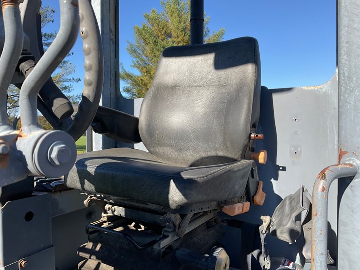 new-holland-rg80-image-21