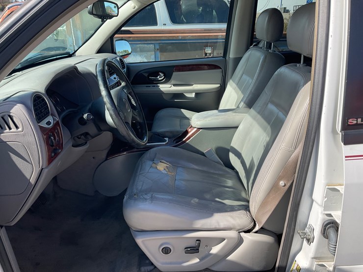 2005-gmc-envoy-image-18