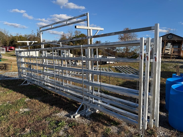 #76-•-24-ft-galvanized-stand-up-panels-image-1