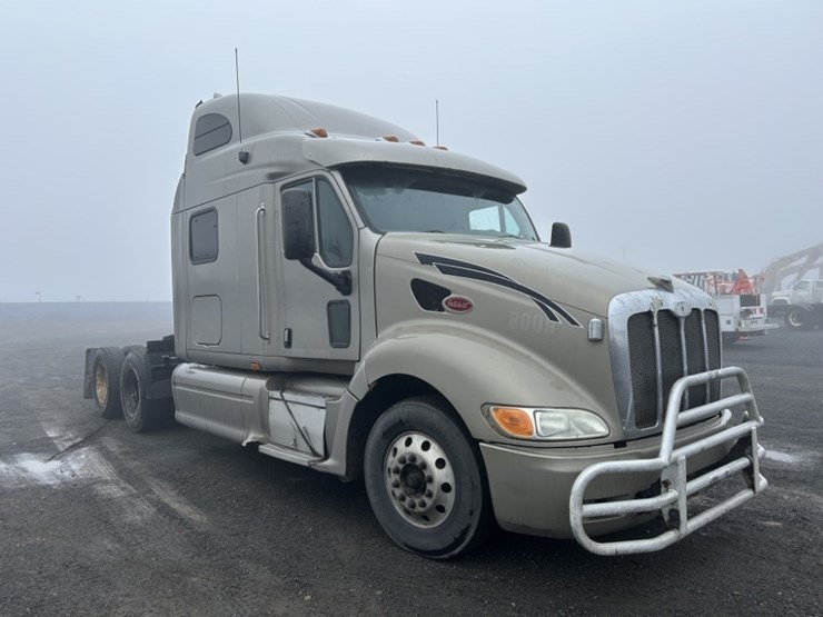 2007-peterbilt-387-image-7