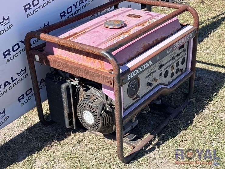 honda-em3800sx-portable-gasoline-generator-image-2