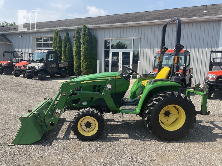 2020-john-deere-3025e-image-2