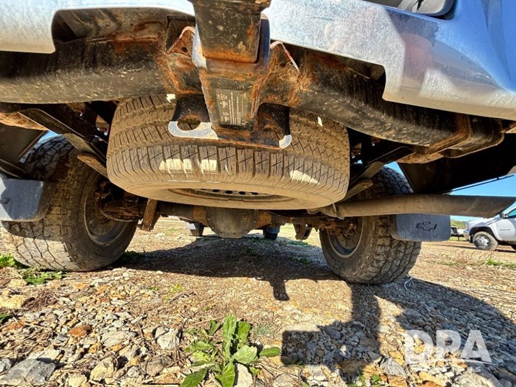 2015-chevrolet-silverado-image-37