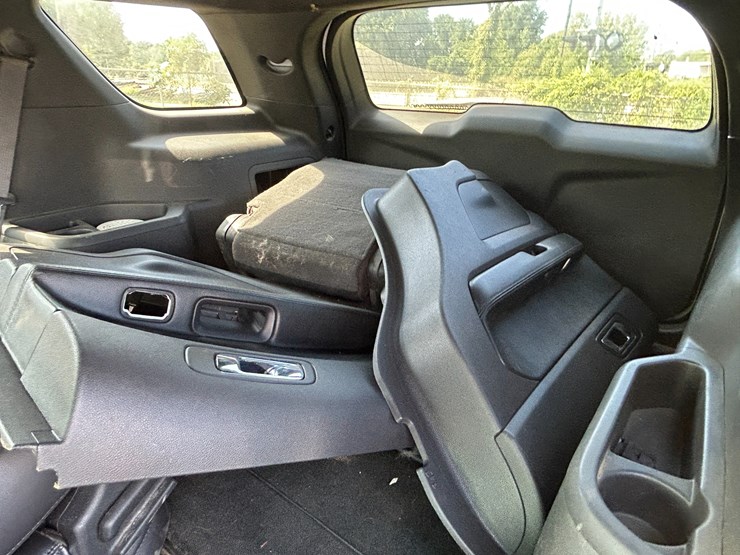 2013-ford-explorer-image-19