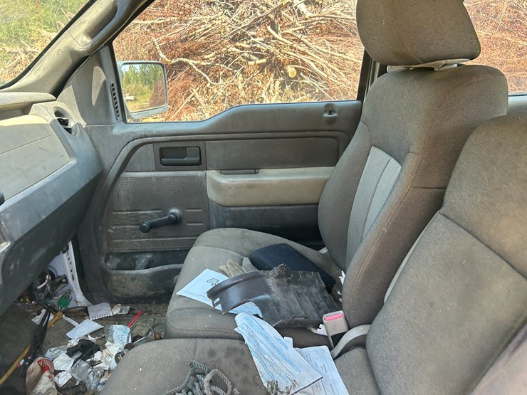 2010-ford-f150-image-26