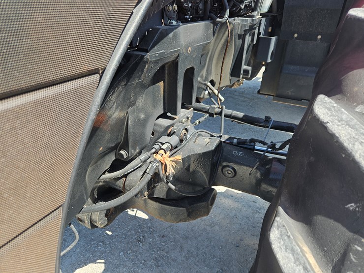 2011-case-ih-magnum-225-image-3