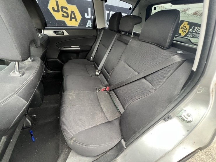 2011-subaru-forester-image-20