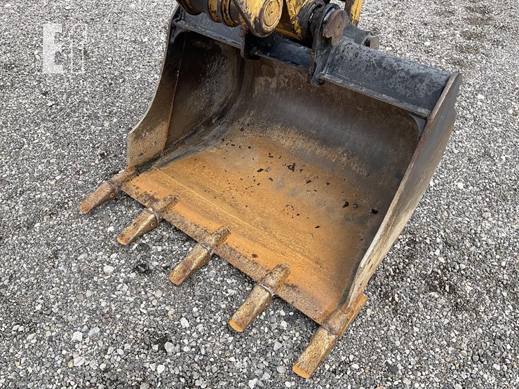 2019-caterpillar-305e2-cr-image-9