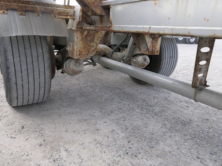 2019-gallegos-7300g-tandem-pneumatic-bulk-trailer,-sn:3dg1n4257kg000717,-no-image-17
