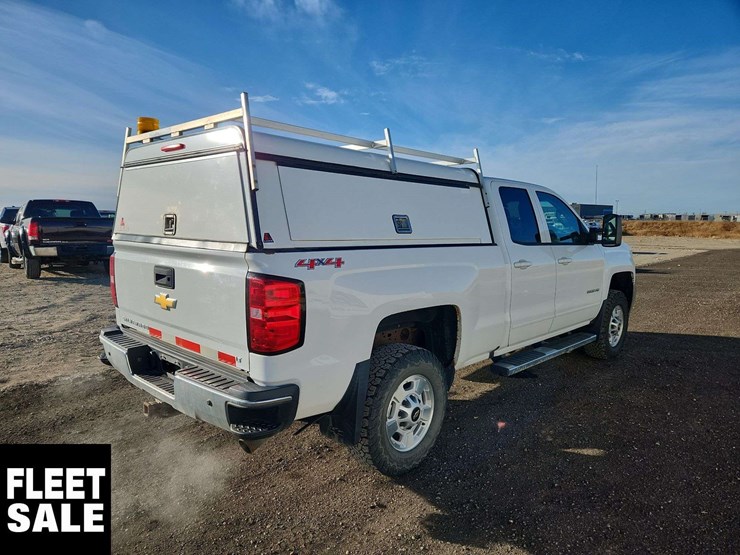 2016-chevrolet-silverado-2500hd-image-4