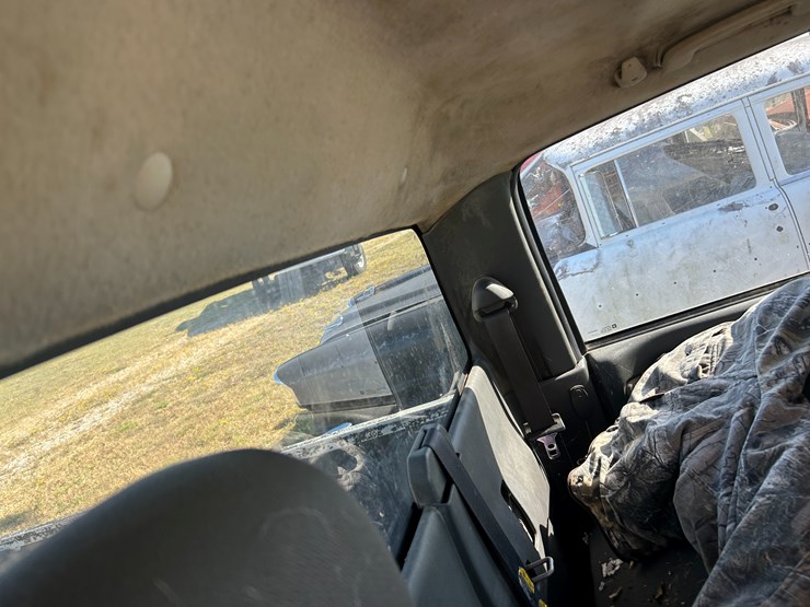 2004-gmc-canyon-image-12