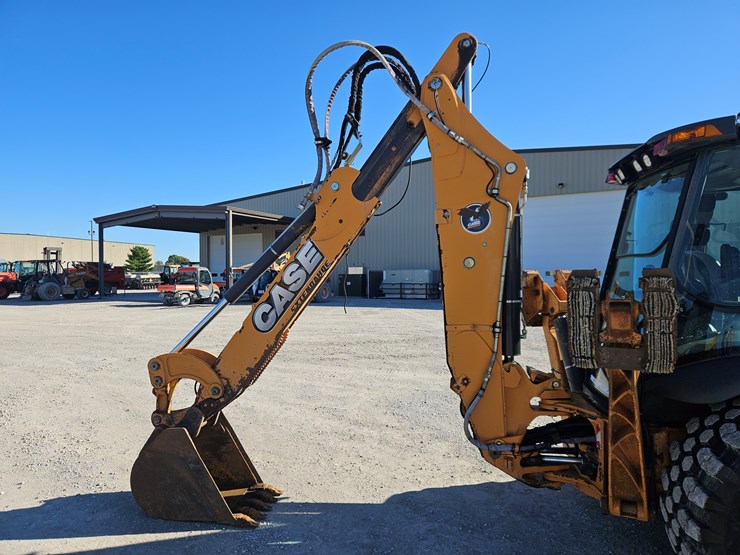 2016-case-590sn-image-23