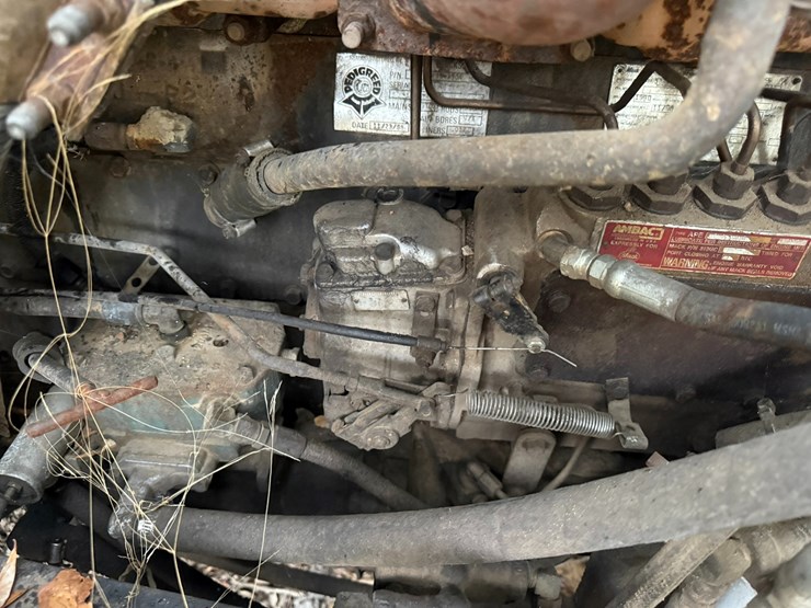 #22576-•-inop-1987-mack-r600k-t/a-single-cab-truck-tractor-vin:-1m3n231k8ht004087-image-42