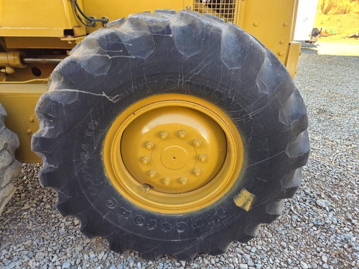 caterpillar-140-image-72