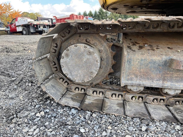 komatsu-pc138us-lc-image-29