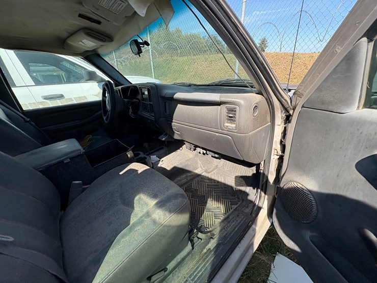 chevrolet-1500-image-18