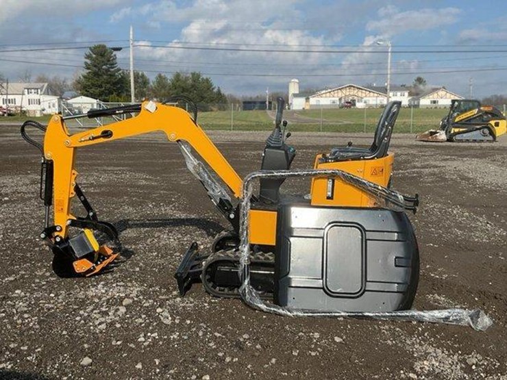 #1602-•-unused-2025-landhero-hydraulic-mini-excavator-image-4