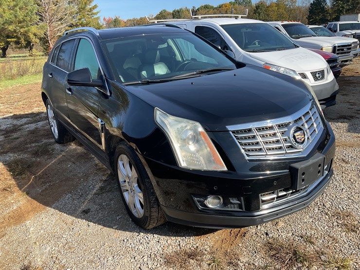 2015-cadillac-srx-image-6