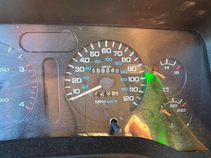 1996-dodge-ram-3500-image-16