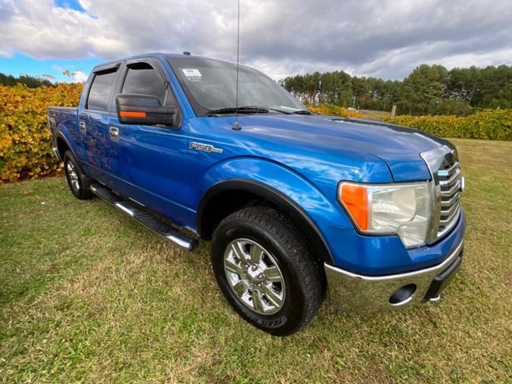 2010-ford-f150-xlt-image-1