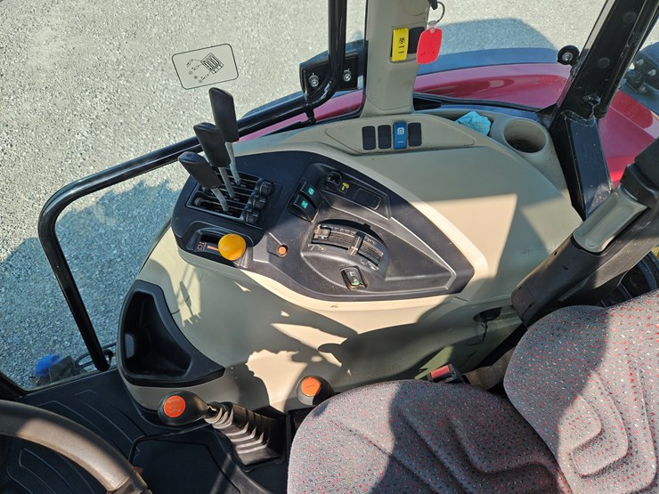 2021-massey-ferguson-6712-image-8