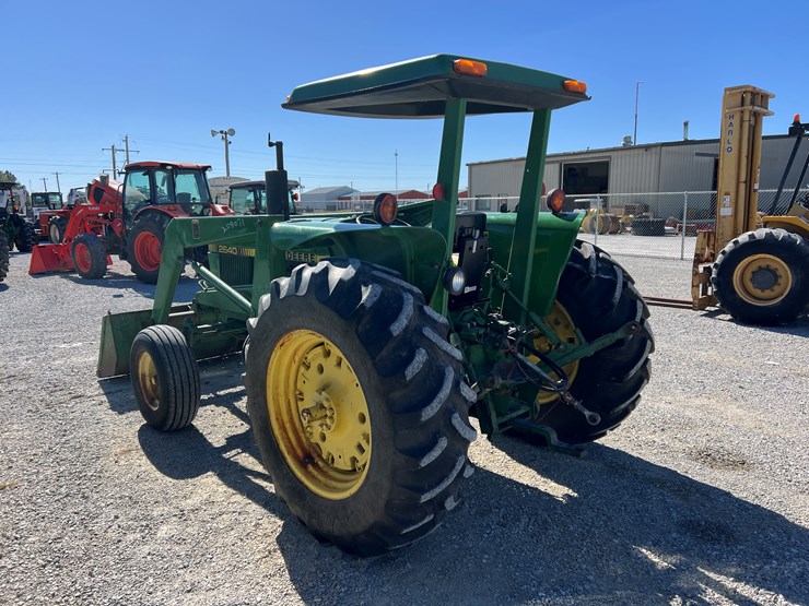 1981-john-deere-2640-image-11