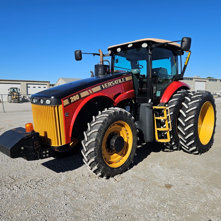 2013 VERSATILE 260