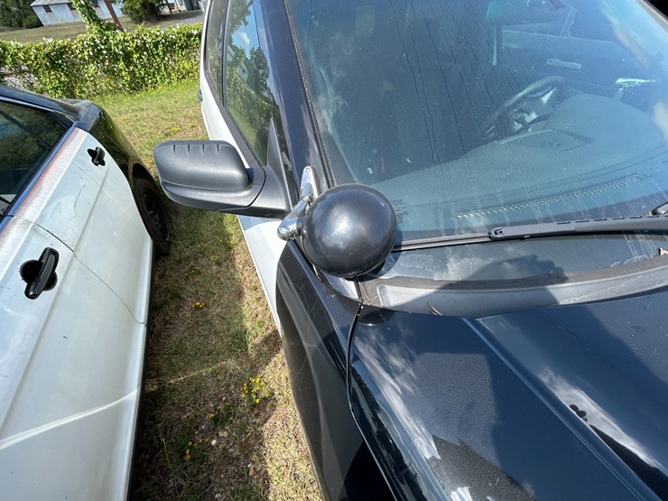 2013-ford-explorer-image-16