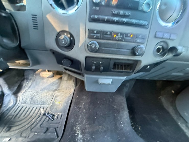 2011-ford-f250-image-61