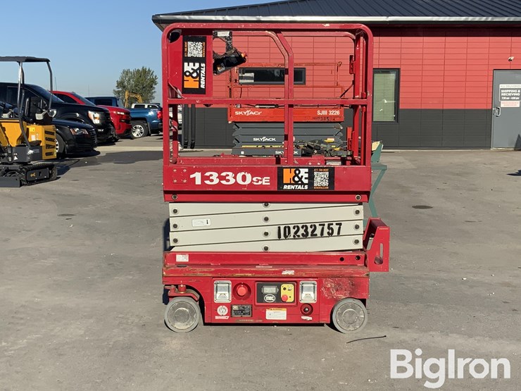 2018-mec-1330se-image-8