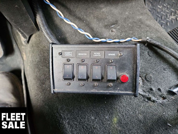 2017-chevrolet-silverado-1500-image-15