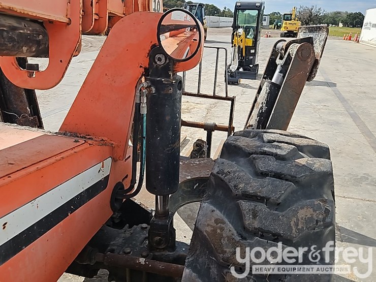 2006-sky-trak-10054-image-11