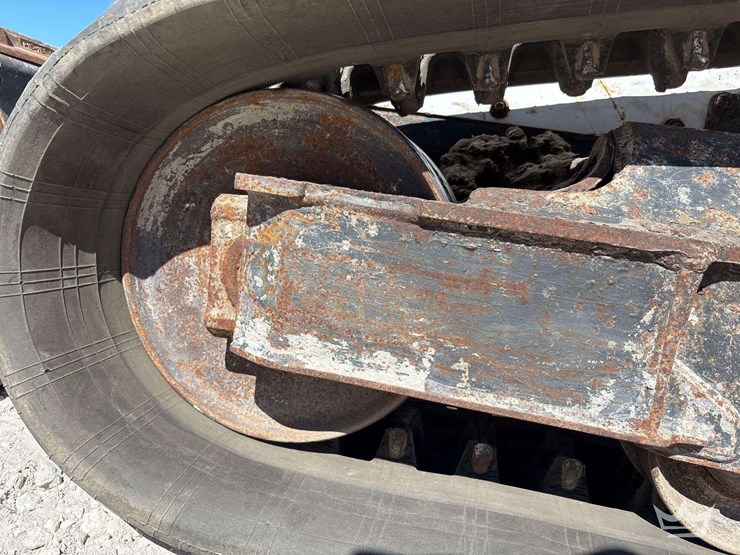 2018-bobcat-t590-image-31