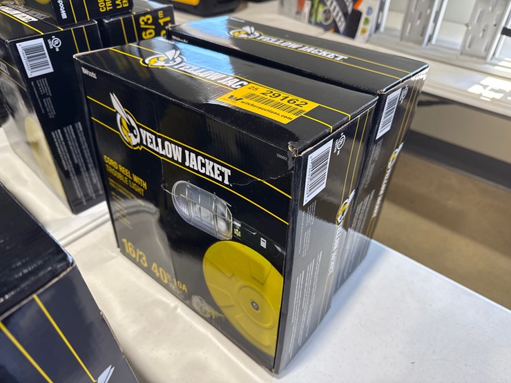 yellow-jacket-40-image-1